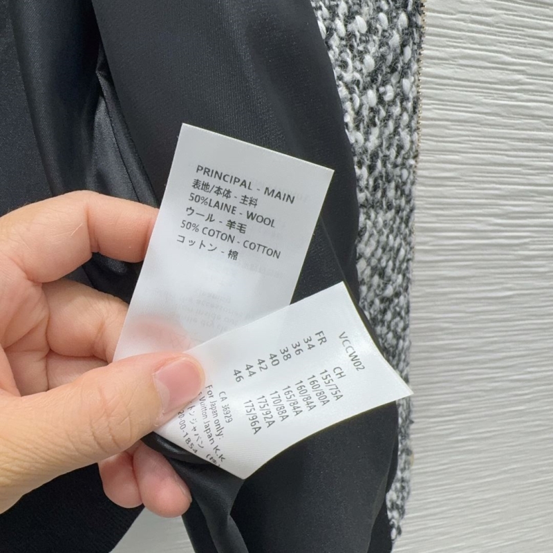 l0vis Vvtt0n outwear